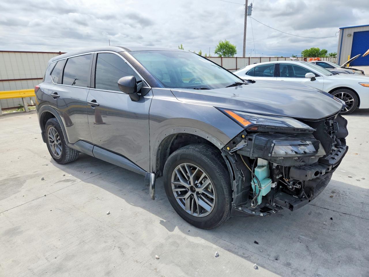 2021 Nissan Rogue S - Фото 4