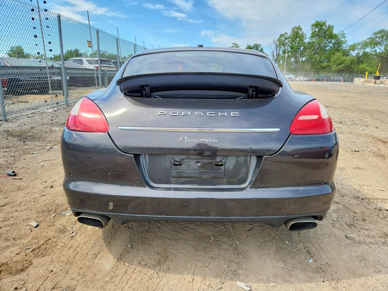 2011 Porsche Panamera 2 - Image 6