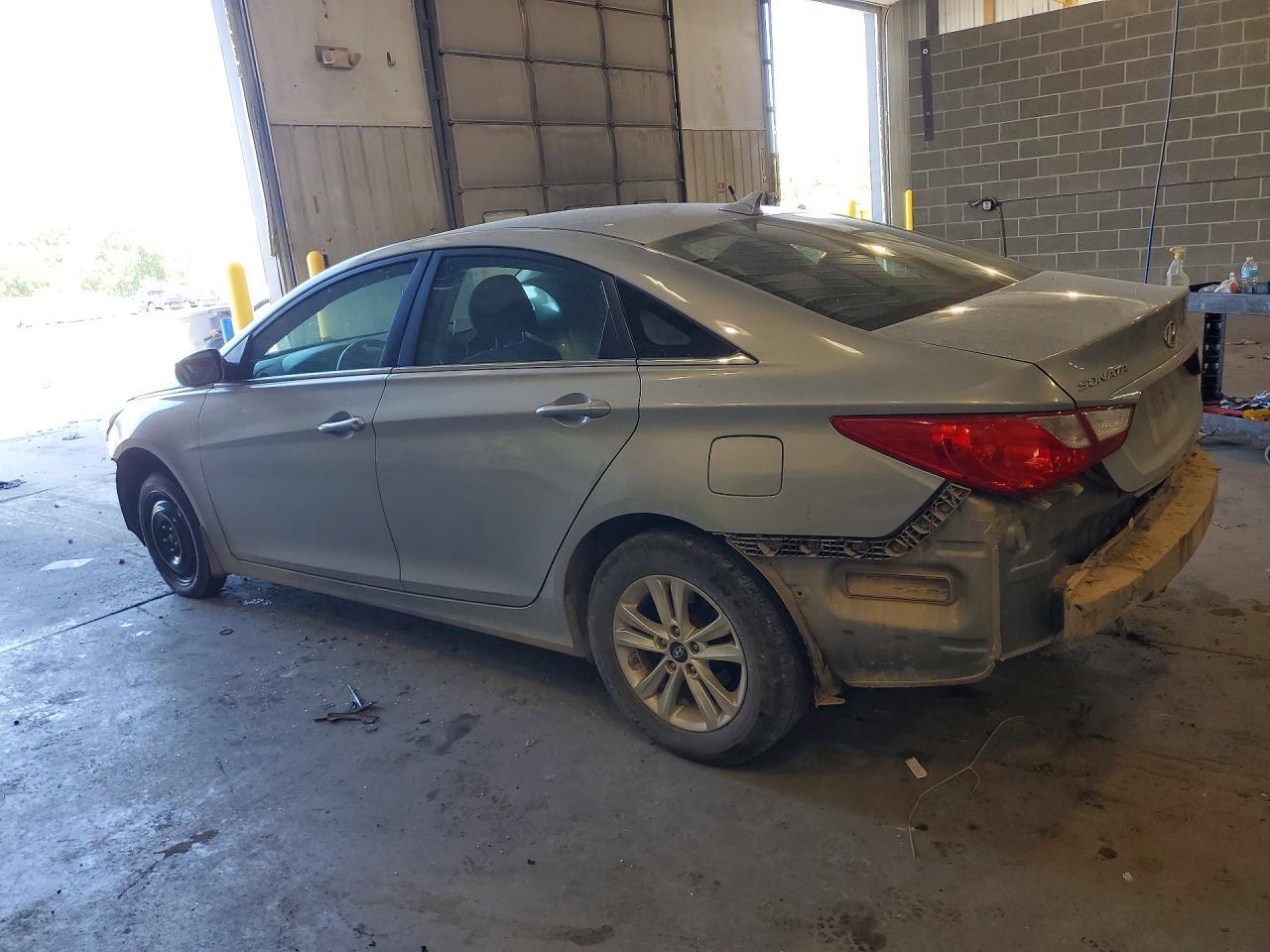 2011 Hyundai Sonata Gls - Фото 2