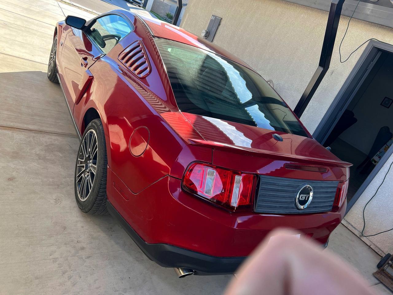2010 Ford Mustang Gt - Фото 3