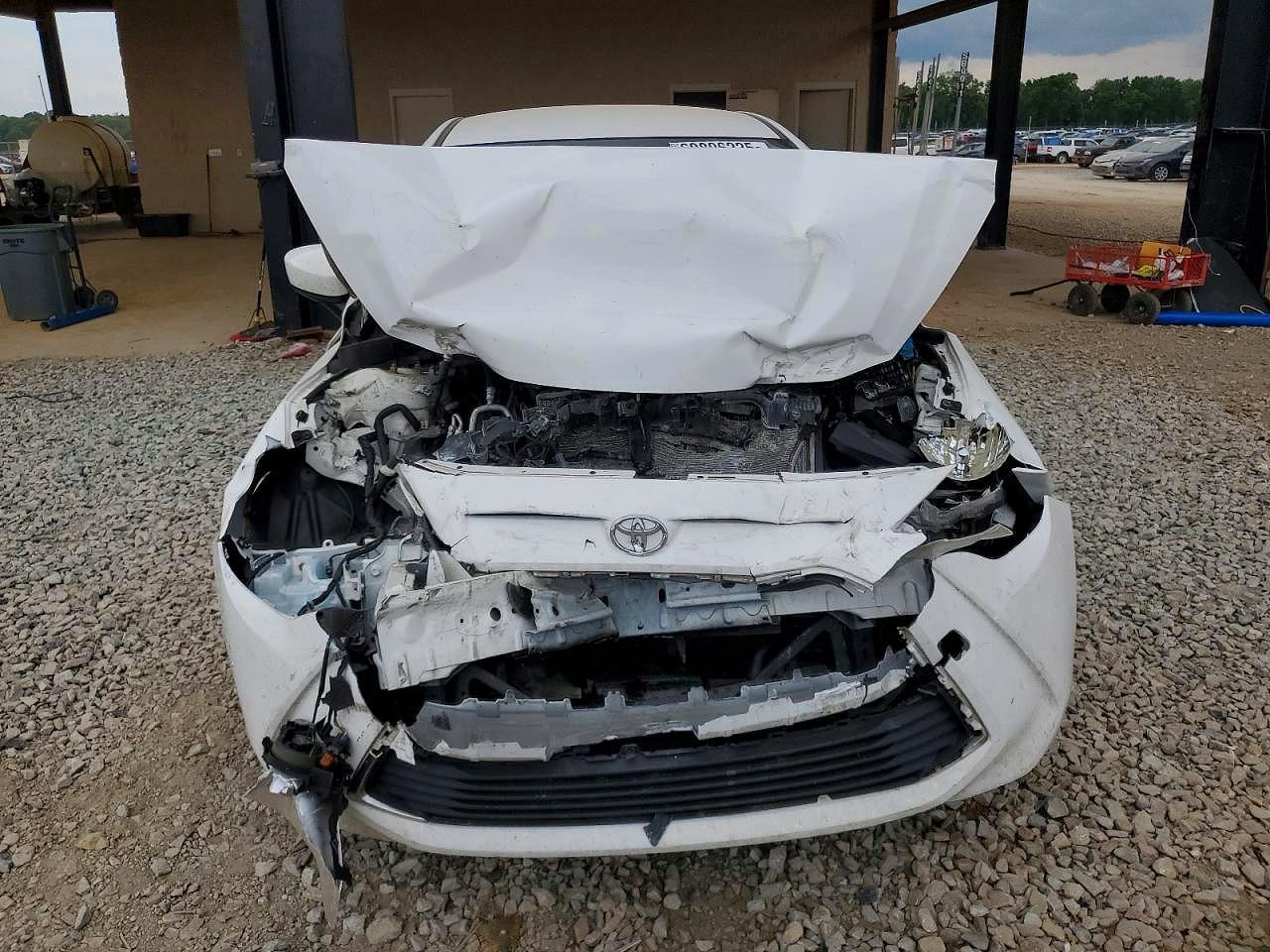 2018 Toyota Yaris Ia Base - Фото 5