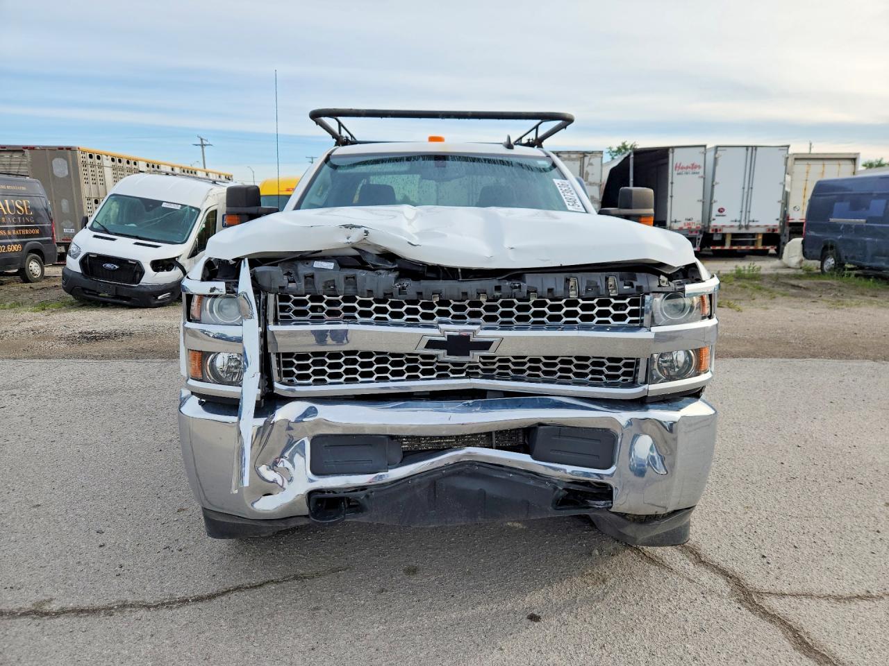 2019 Chevrolet Silverado C2500 Heavy Duty - Фото 5
