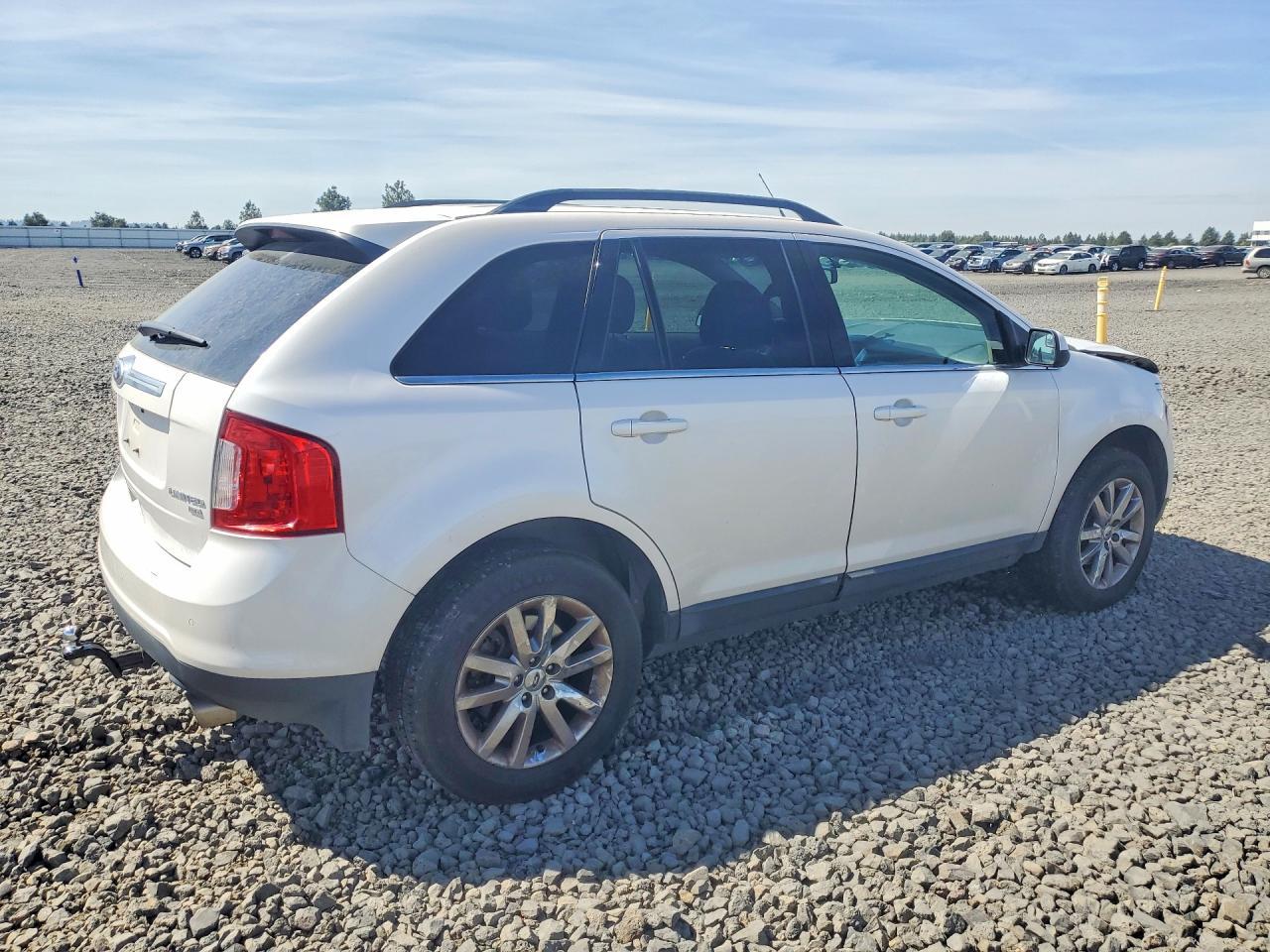 2013 Ford Edge Limited - Image 3