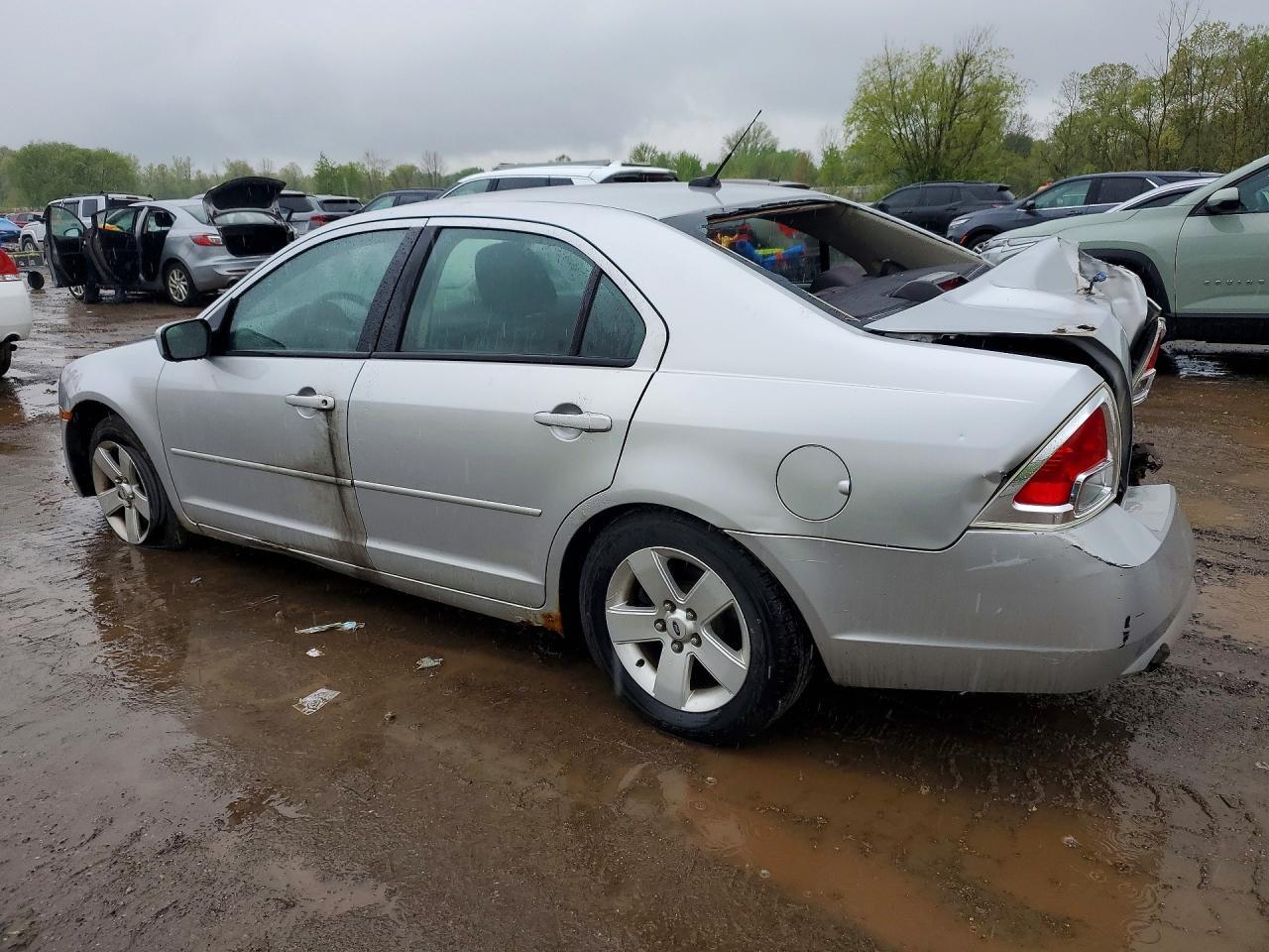 2009 Ford Fusion Se - Фото 2