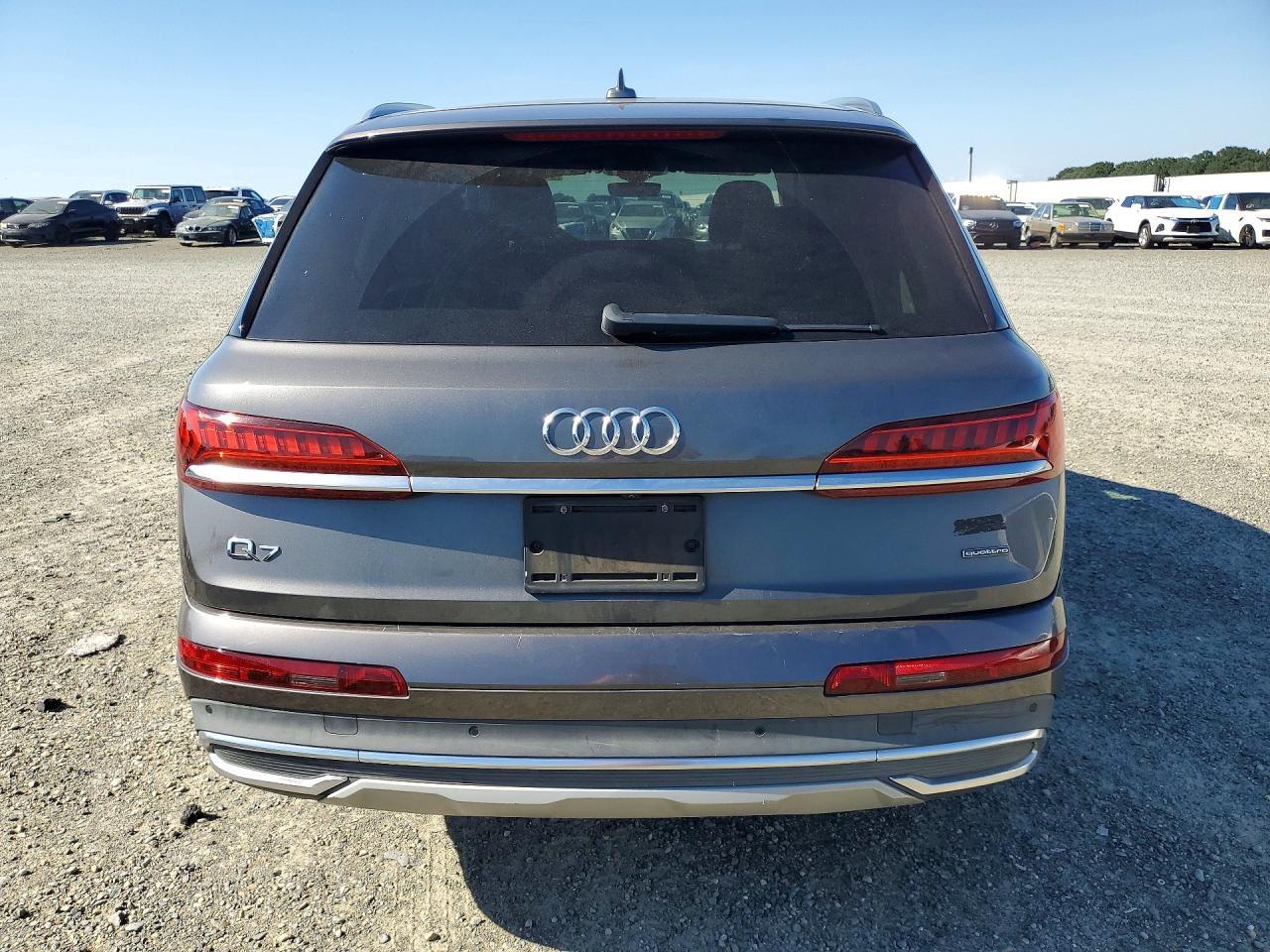 2020 Audi Q7 Premium Plus - Фото 6