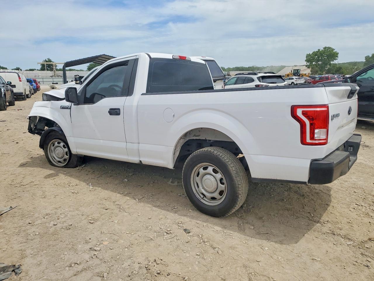 2016 Ford F150 - Фото 2