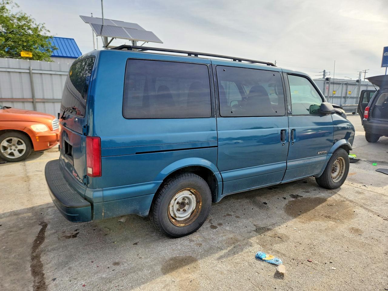 1996 GMC Safari Xt - Image 3