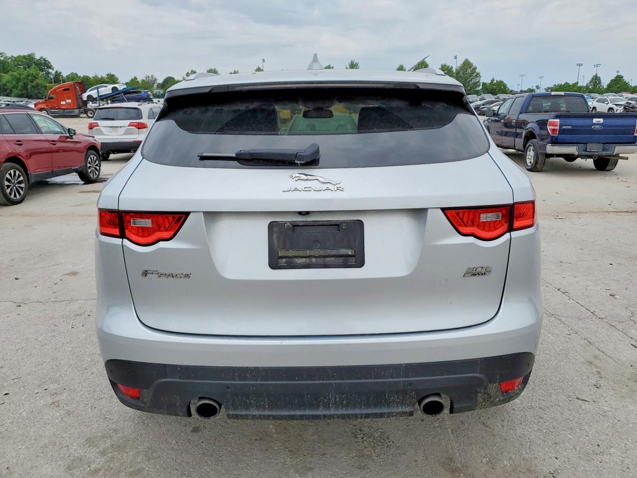 2018 Jaguar F-Pace Portfolio - Image 6