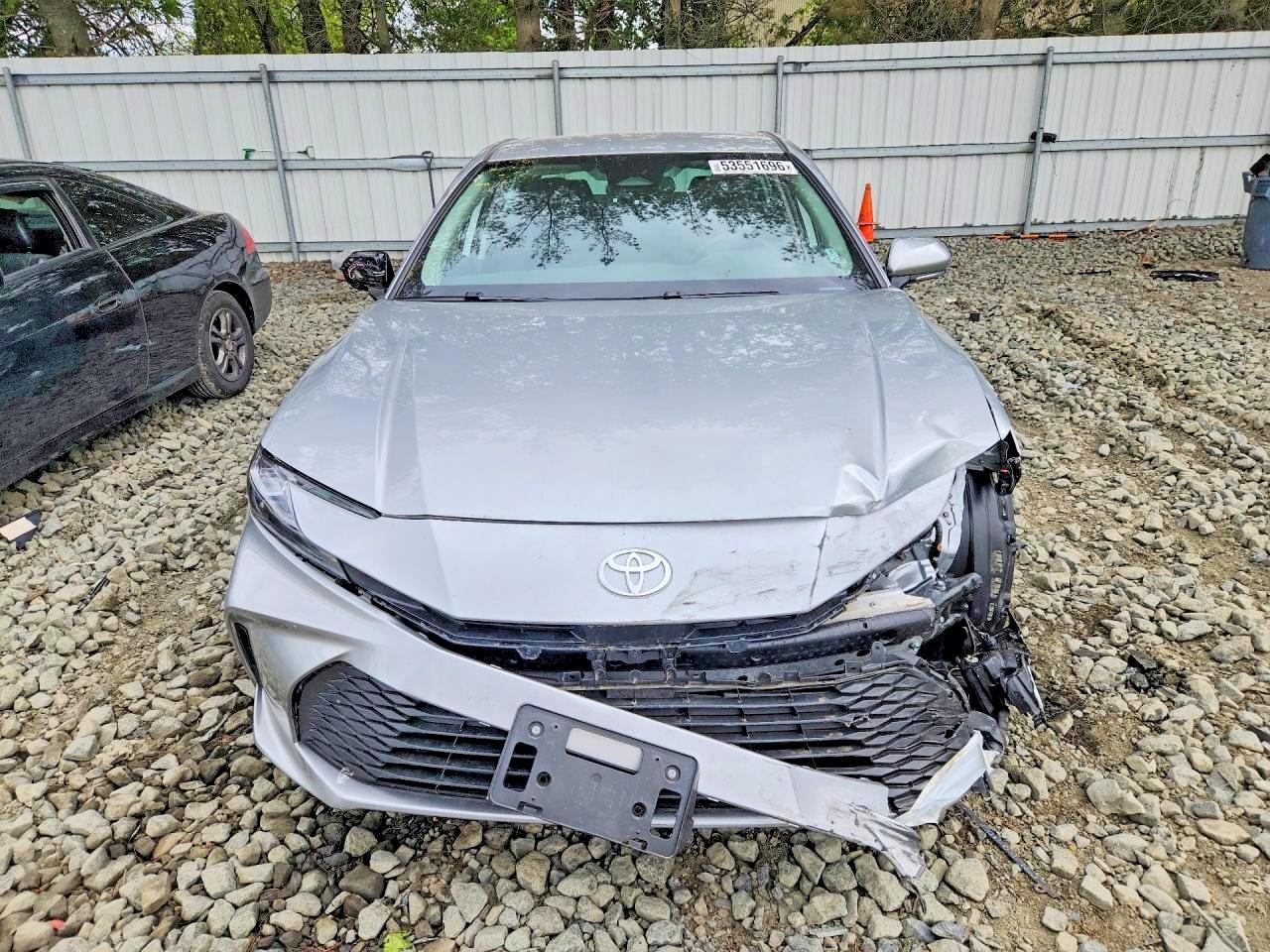 2025 Toyota Camry Le - Фото 5