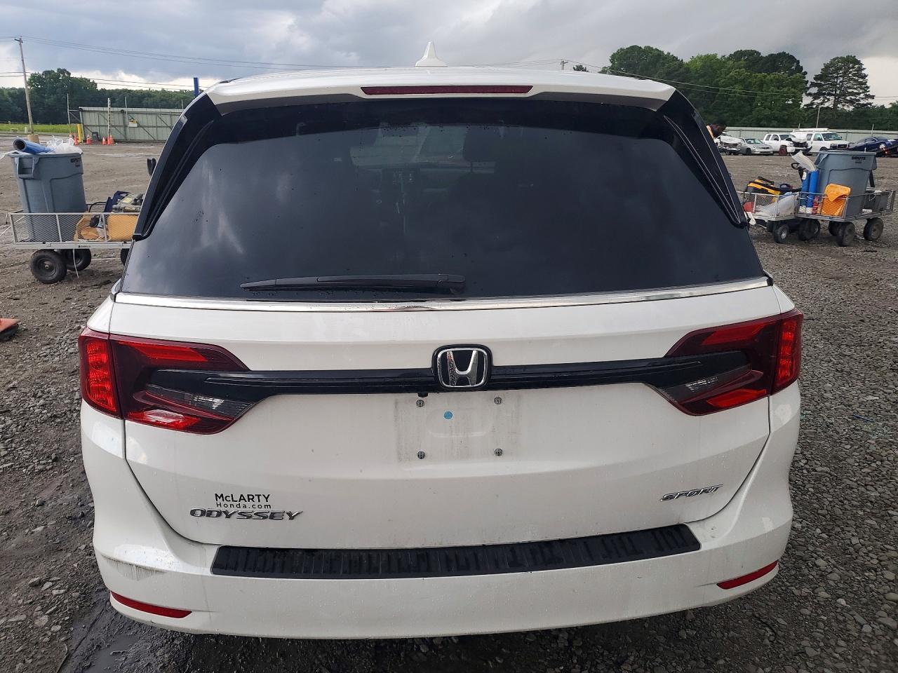 2024 Honda Odyssey Sport - Image 6