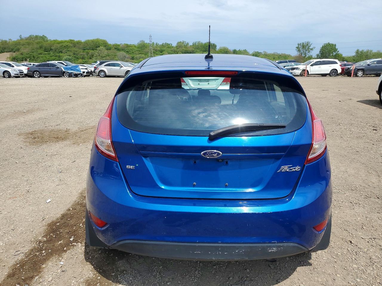2018 Ford Fiesta Se - Image 6
