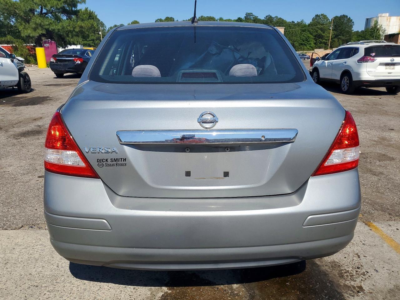 2009 Nissan Versa 1.8 S - Фото 6