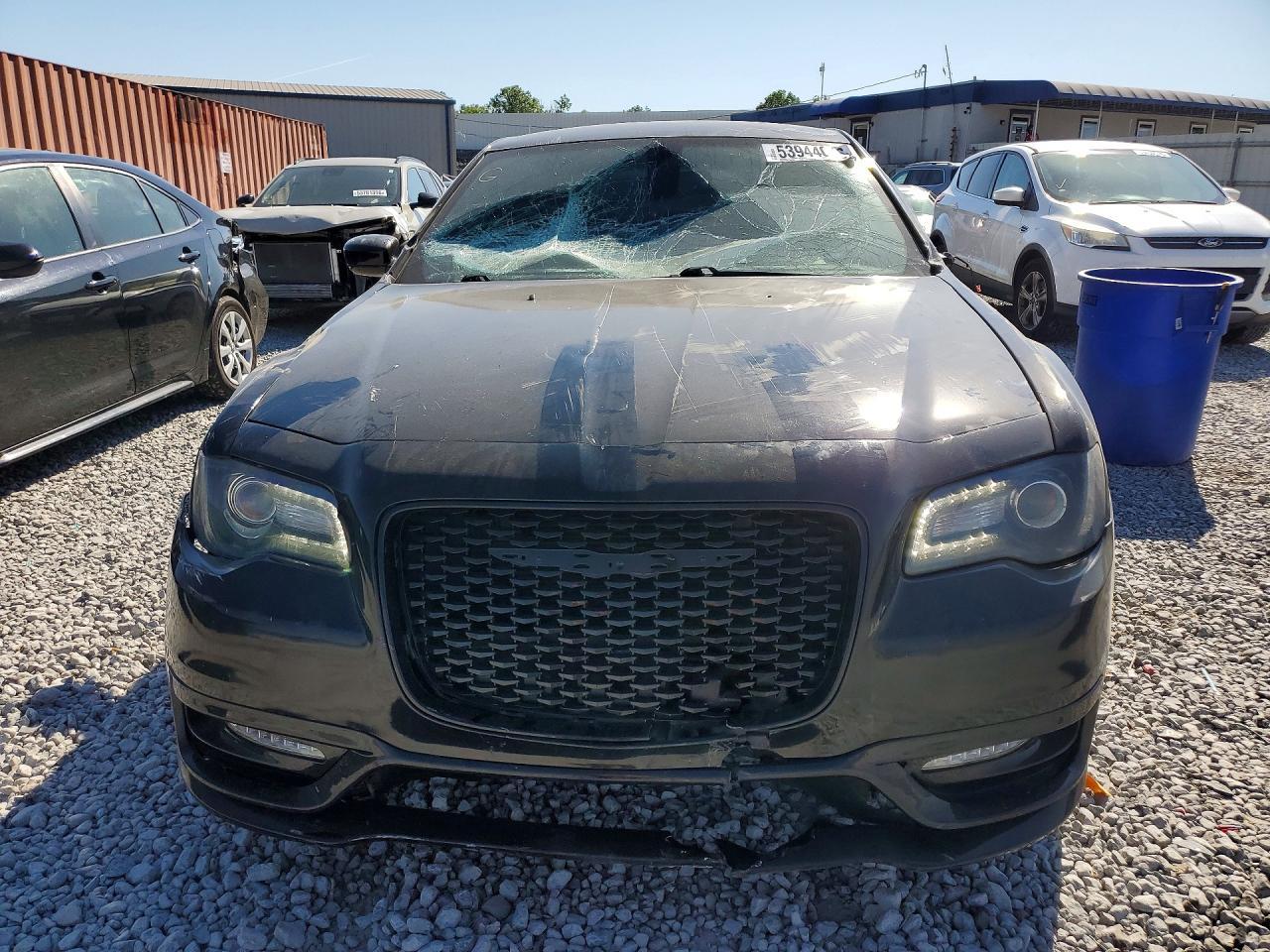 2019 Chrysler 300 S - Image 5