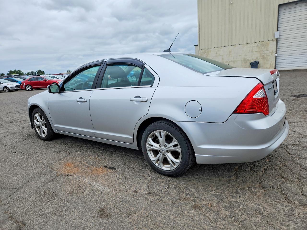 2012 Ford Fusion Se - Фото 2