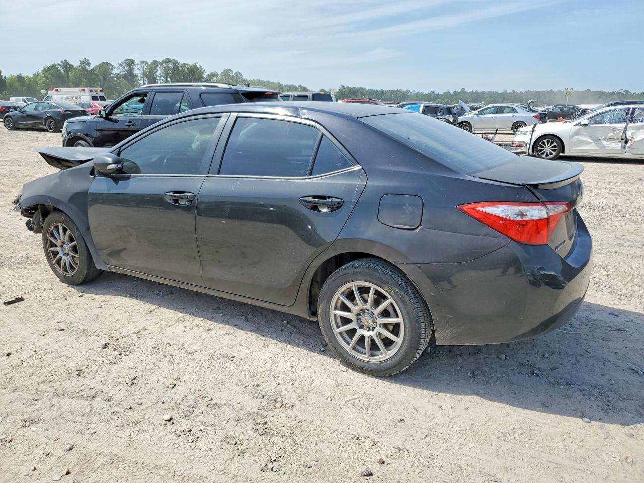 2014 Toyota Corolla S Plus - Фото 2