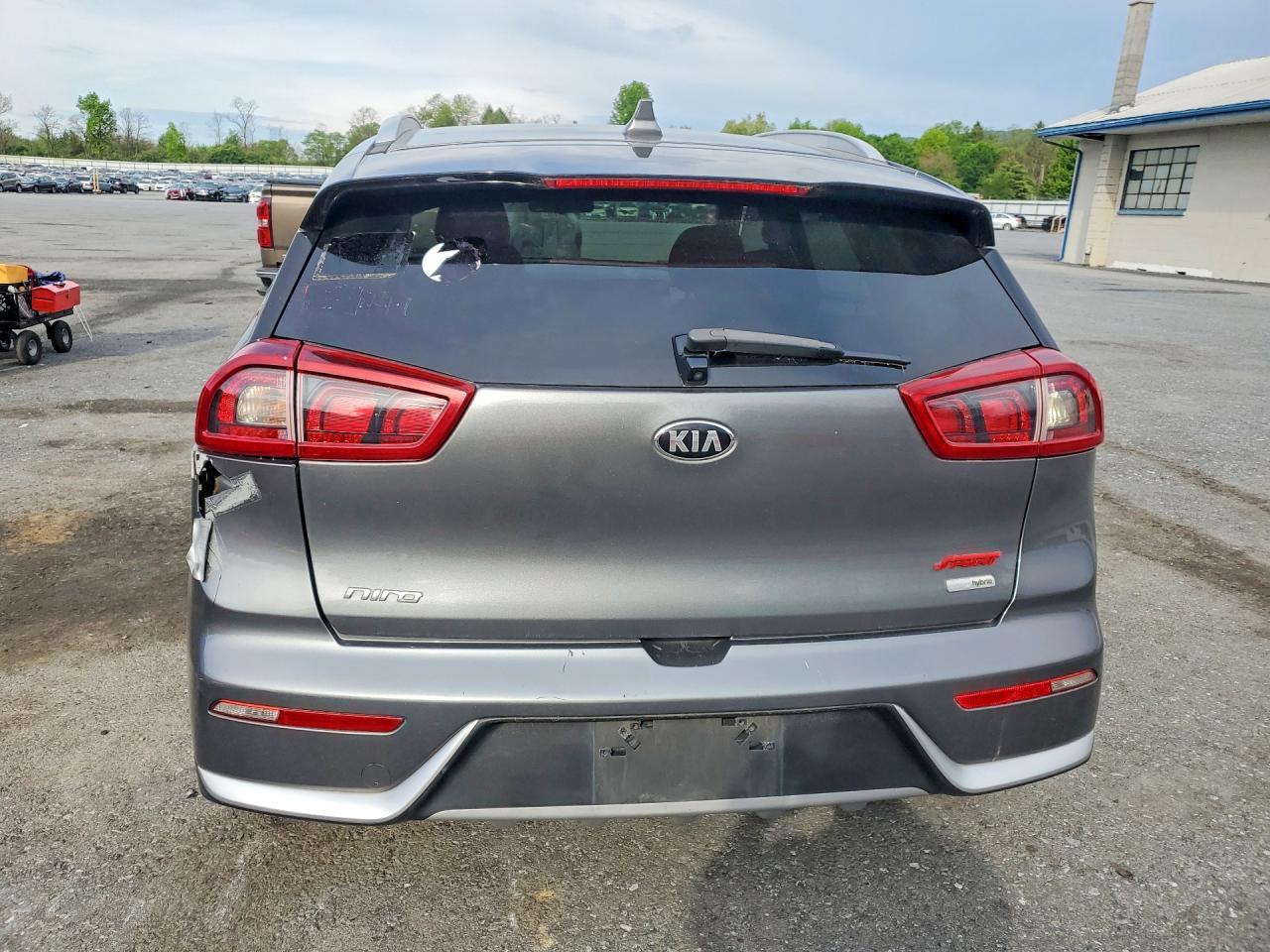 2017 Kia Niro Lx - Фото 6
