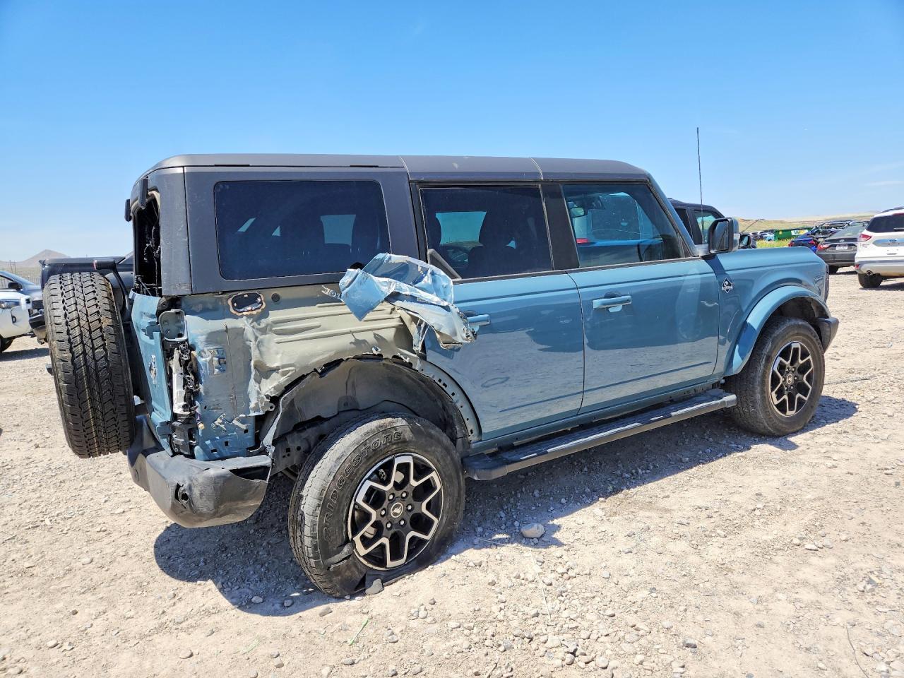 2023 Ford Bronco Base - Фото 3