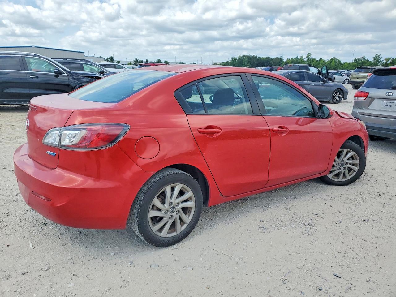 2013 Mazda 3 - Фото 3