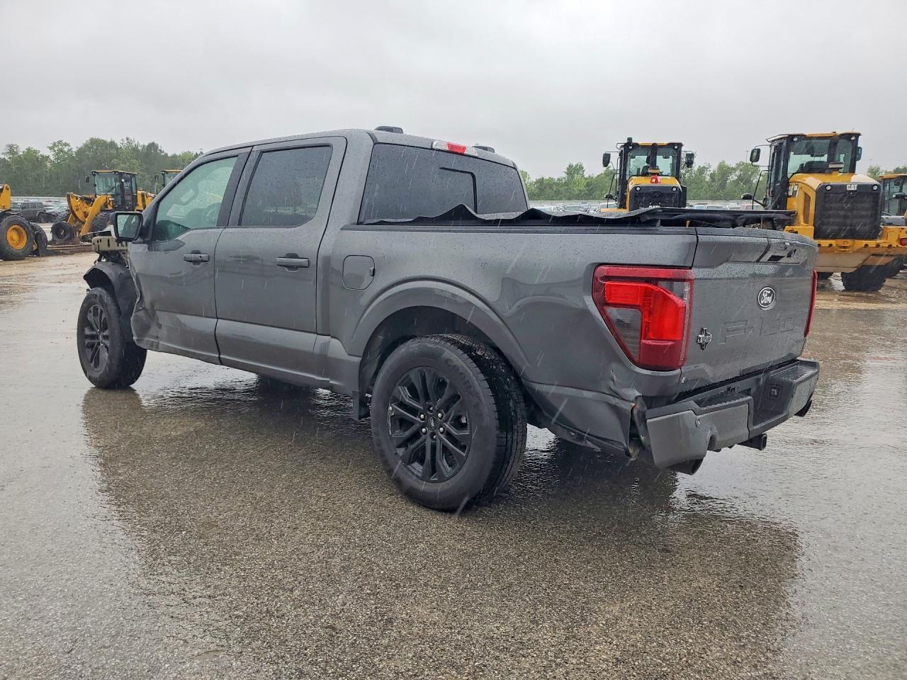 2025 Ford F150 Xlt - Фото 2