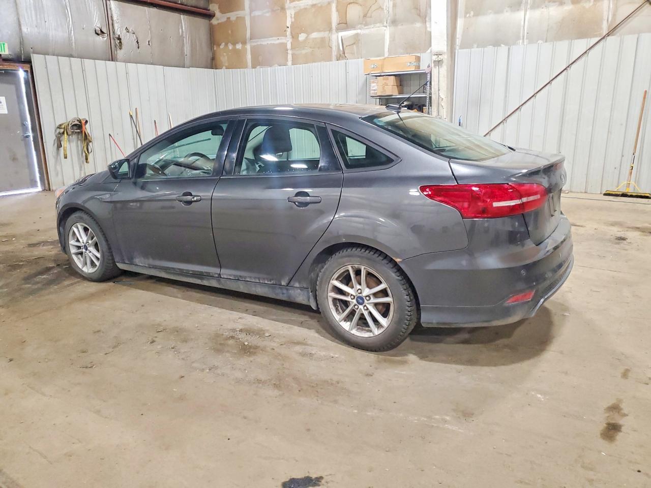 2018 Ford Focus Se - Image 2
