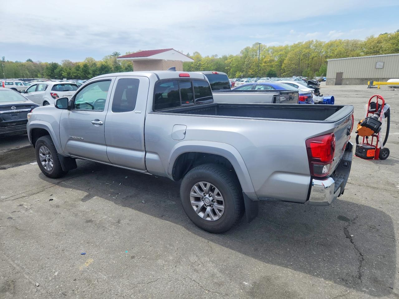 2018 Toyota Tacoma Sr5 V6 - Фото 2