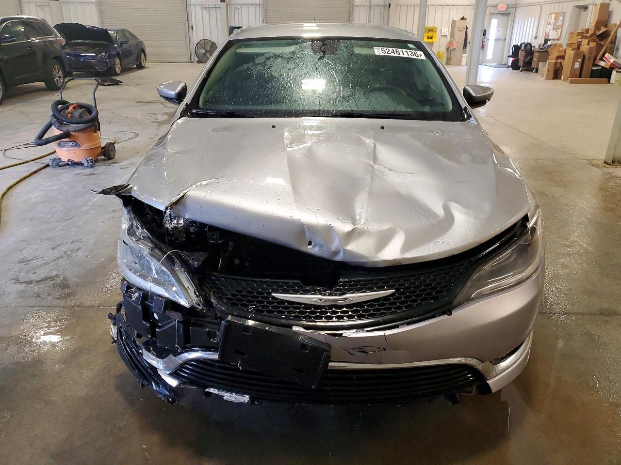 2015 Chrysler 200 Limited - Фото 5