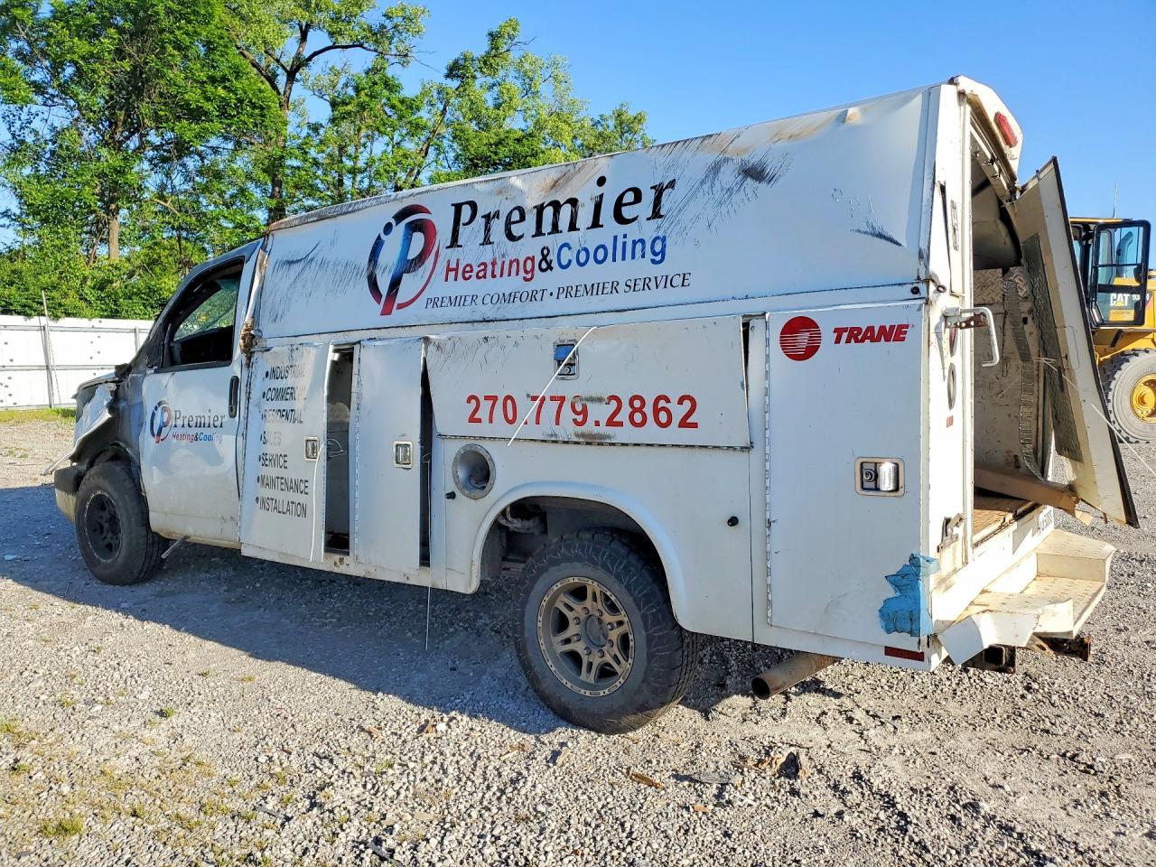 2011 Chevrolet Express G3500 - Фото 2