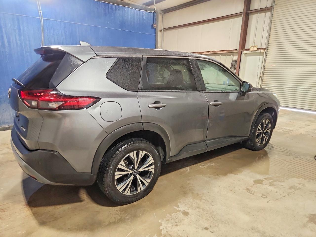 2022 Nissan Rogue Sv - Image 3