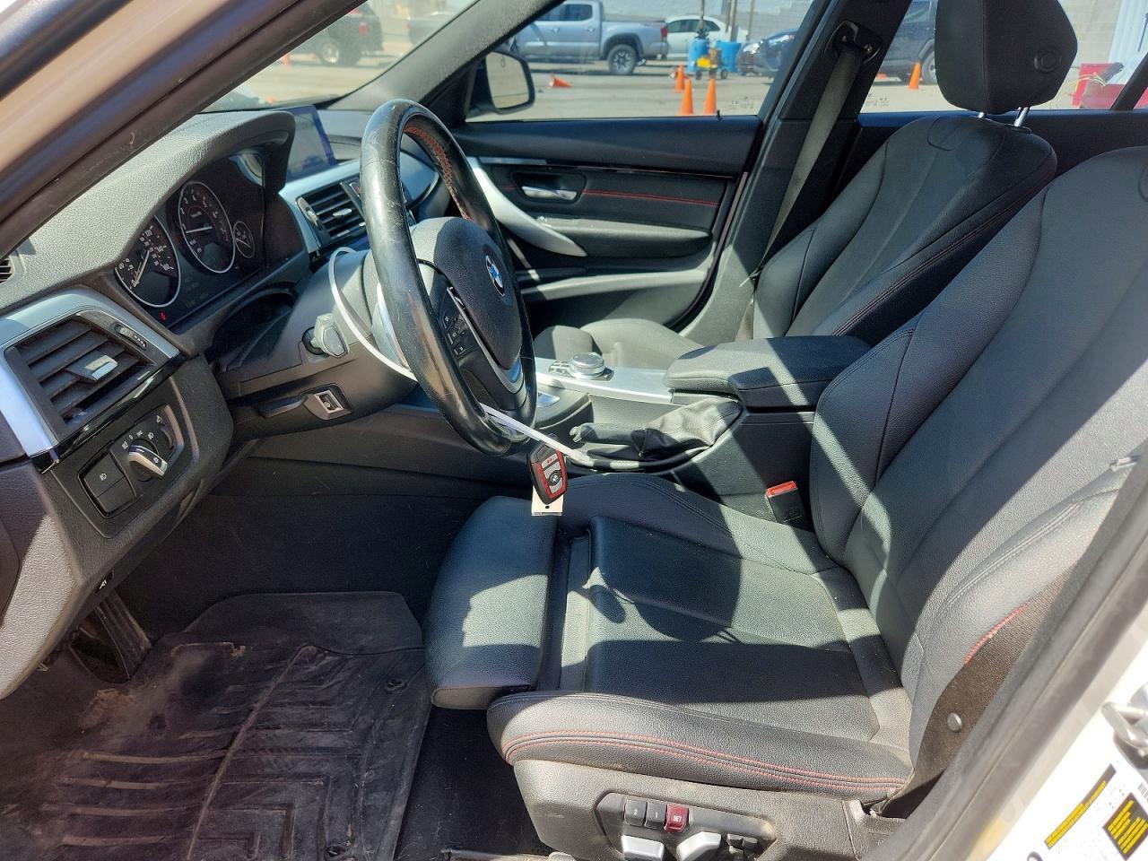 2018 BMW 330 Xi - Фото 7
