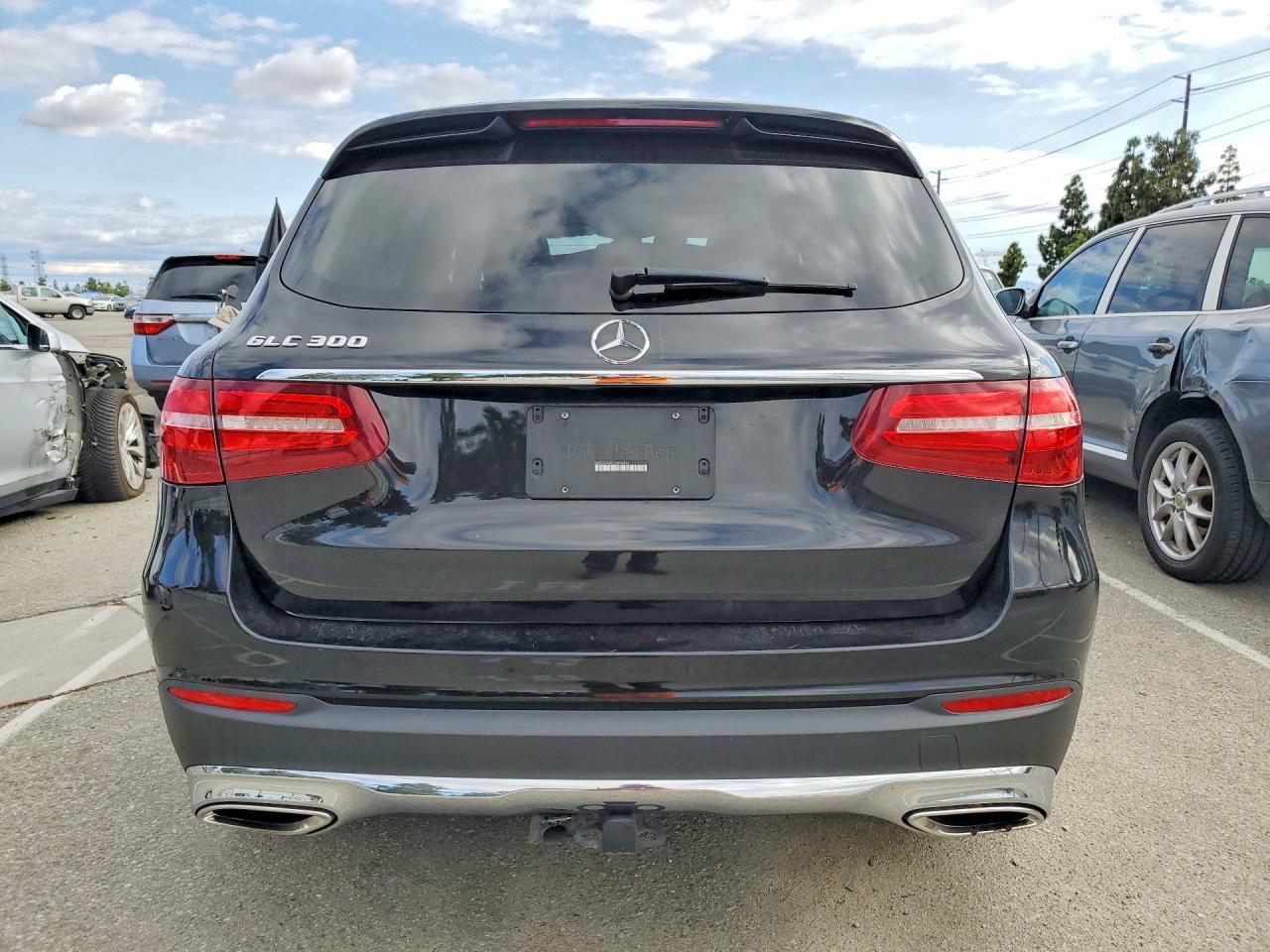 2018 Mercedes-Benz Glc 300 - Фото 6