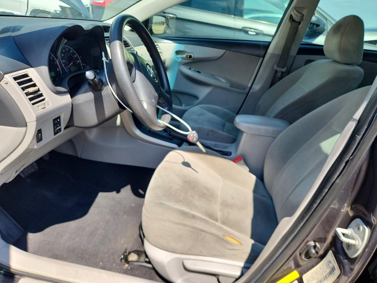 2013 Toyota Corolla L - Image 7