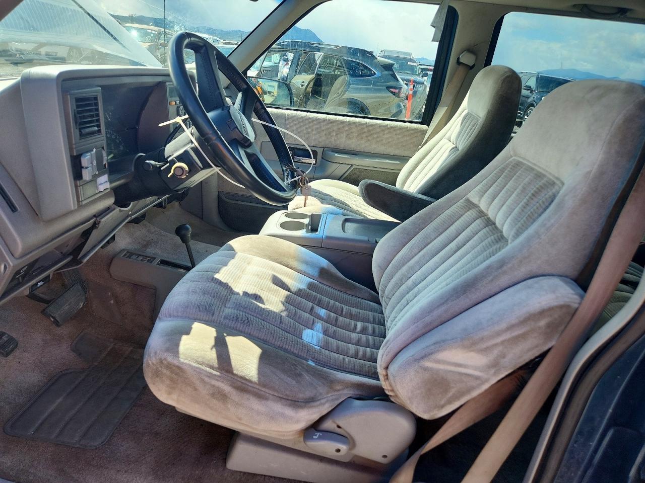 1994 Chevrolet Subrban - Фото 7
