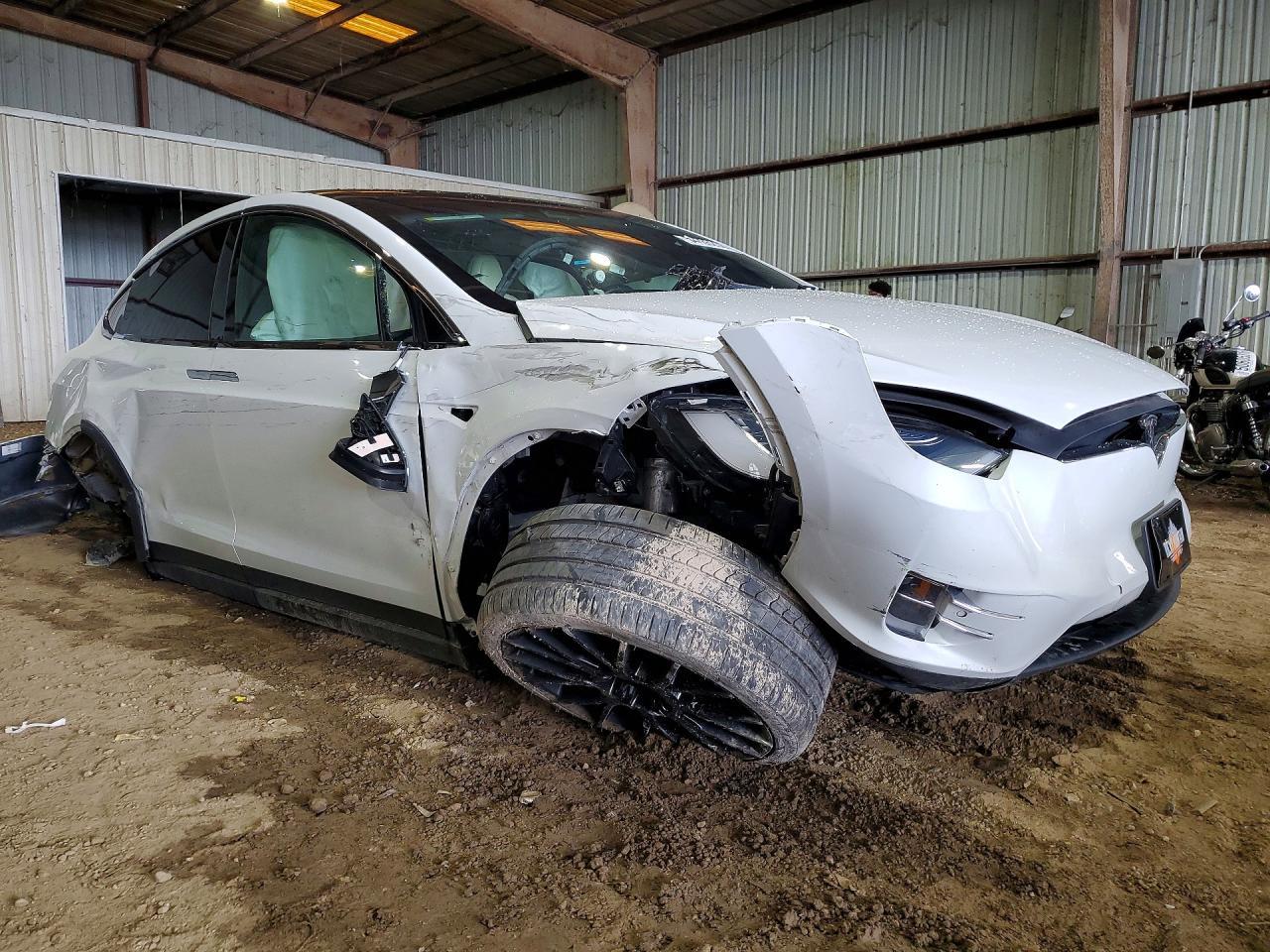 2021 Tesla Model X - Image 4