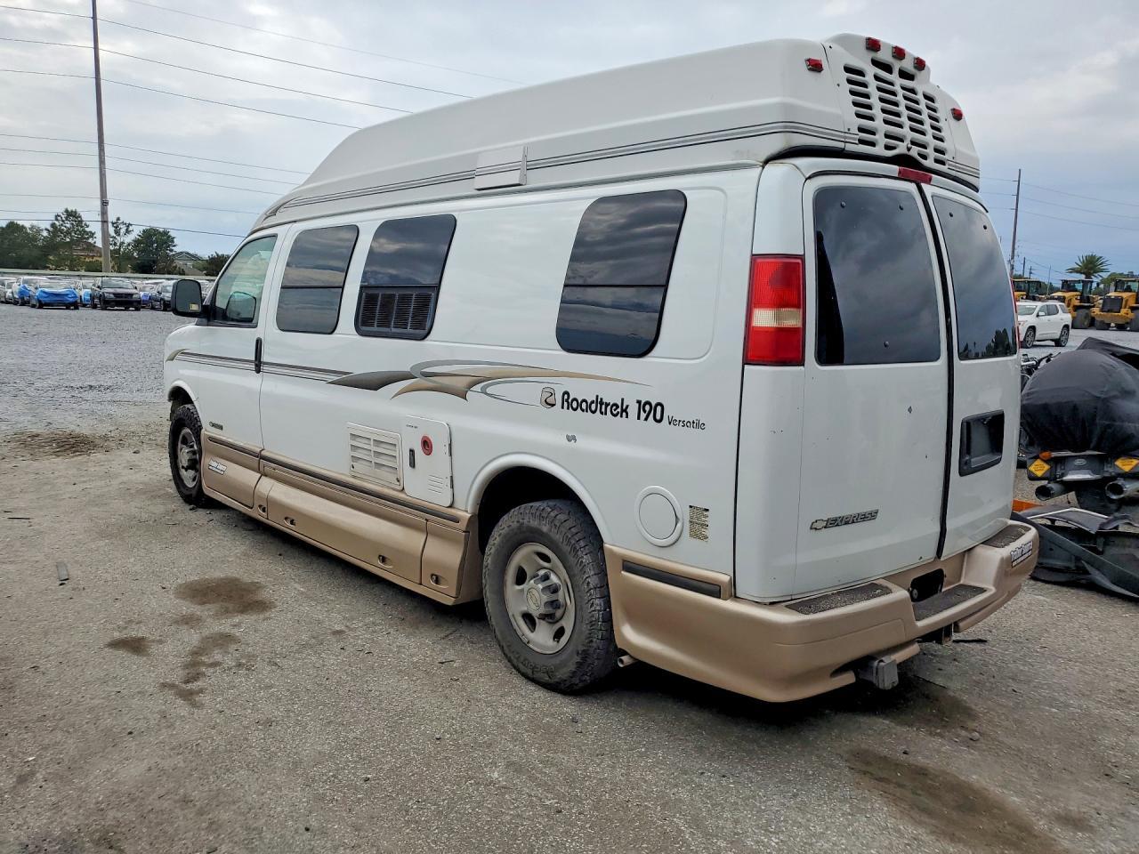 2006 Chevrolet Express G3500 - Фото 2