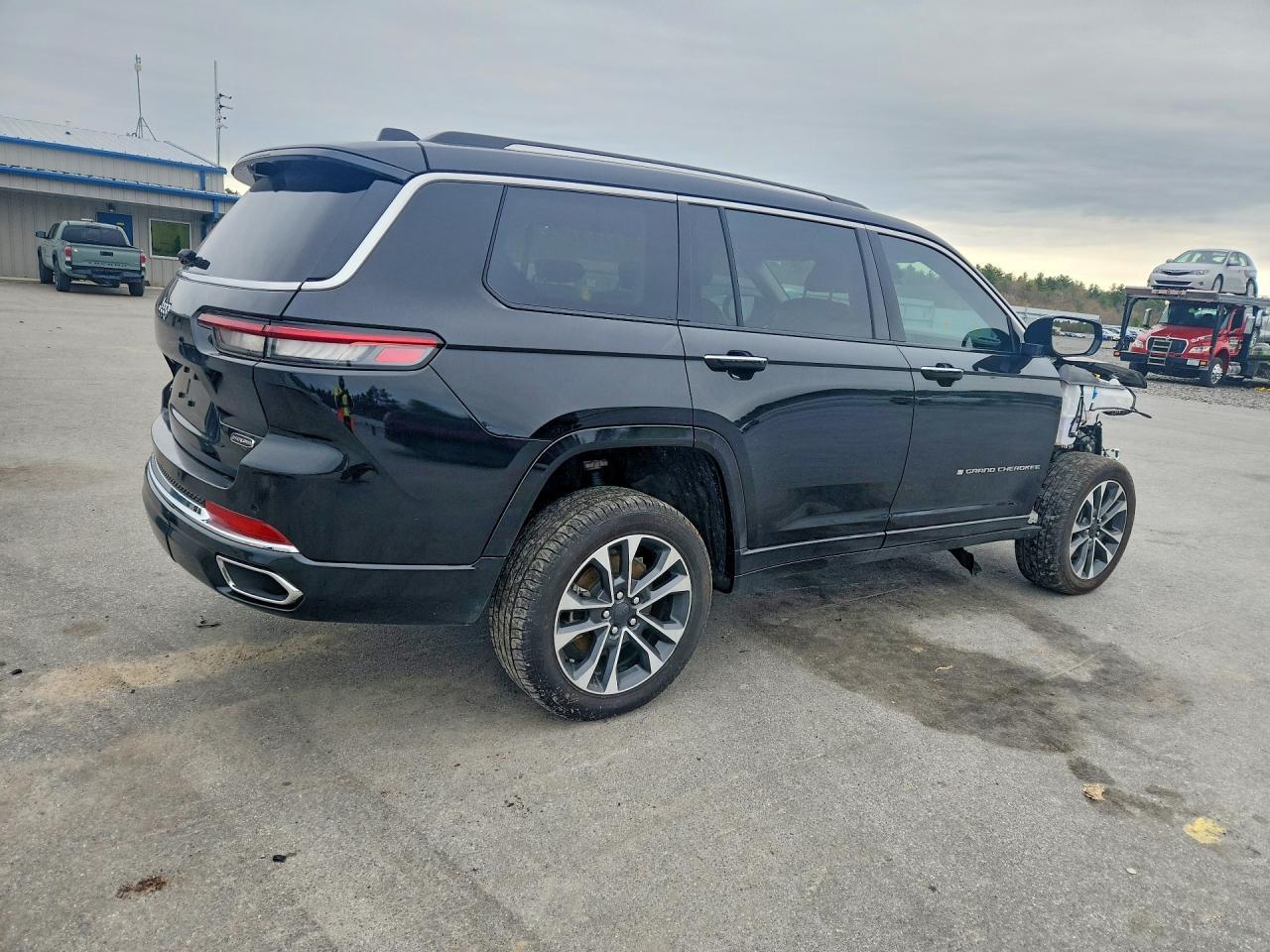 2022 Jeep Grand Cherokee L Overland - Фото 3