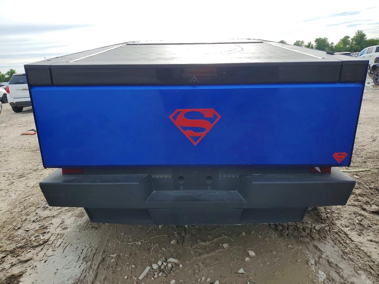 2024 Tesla Cybertruck - Фото 6