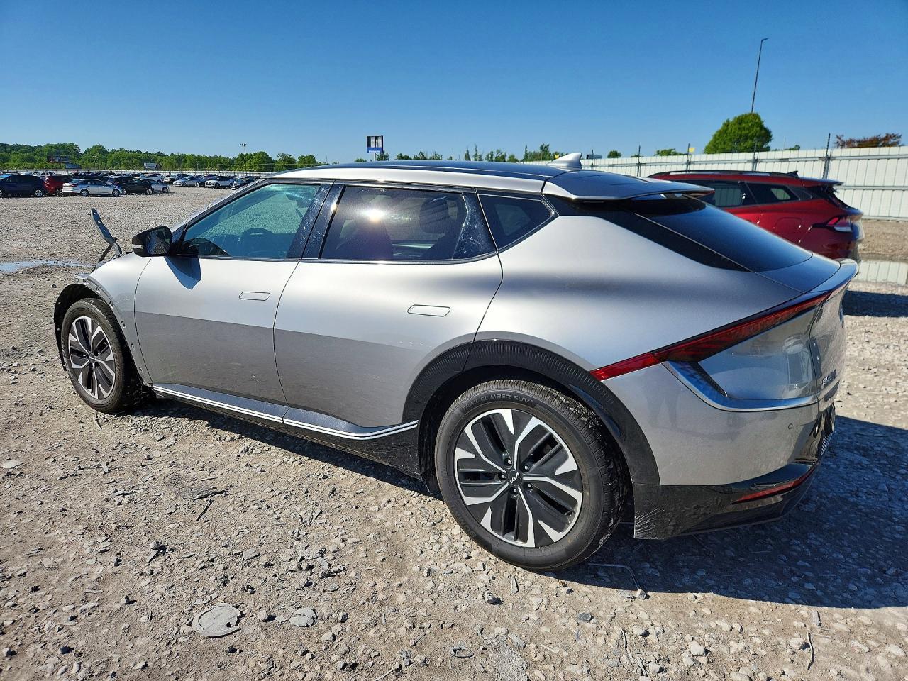 2022 Kia Ev6 Wind - Фото 2