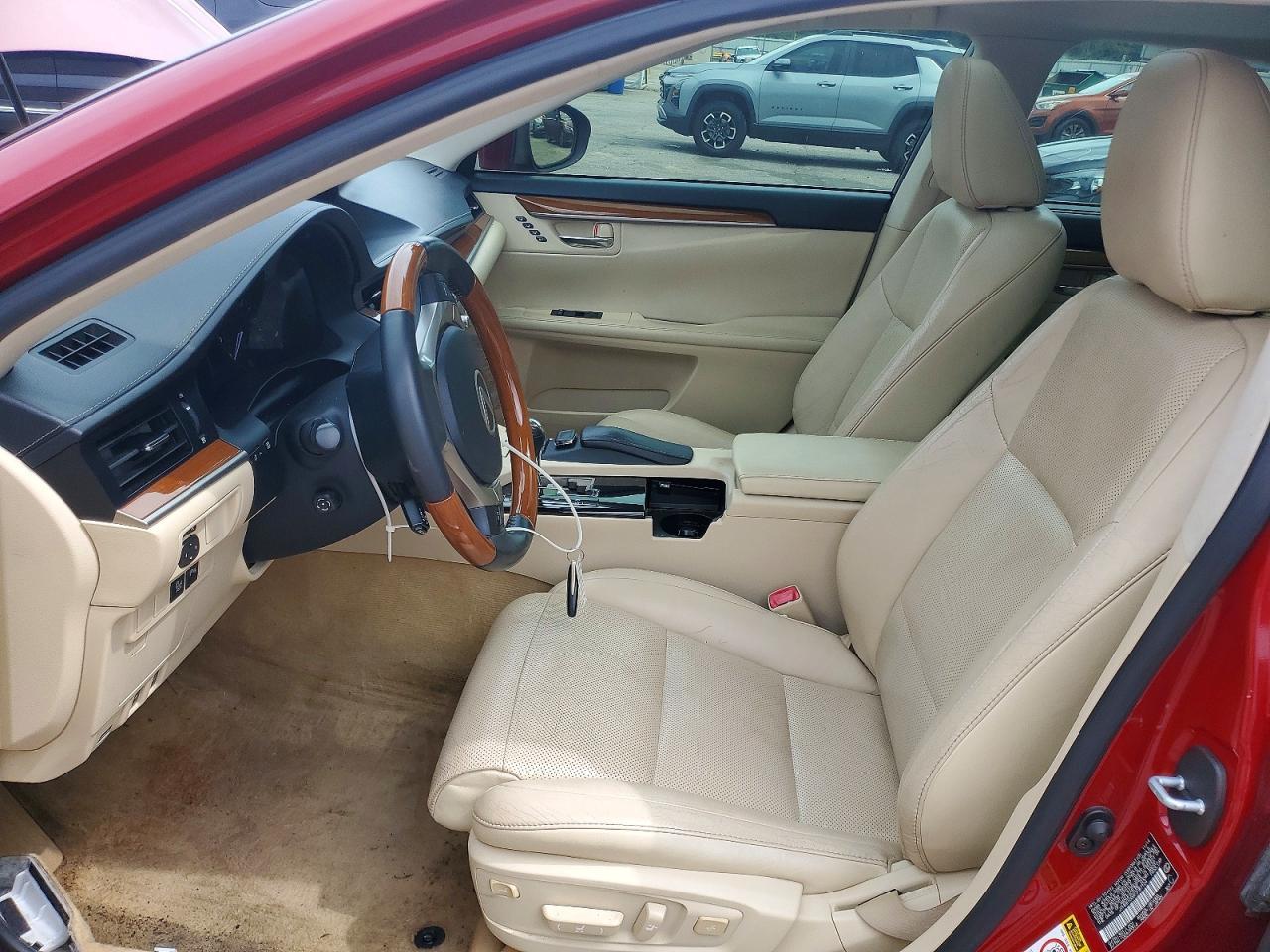 2015 Lexus Es 300H - Image 7