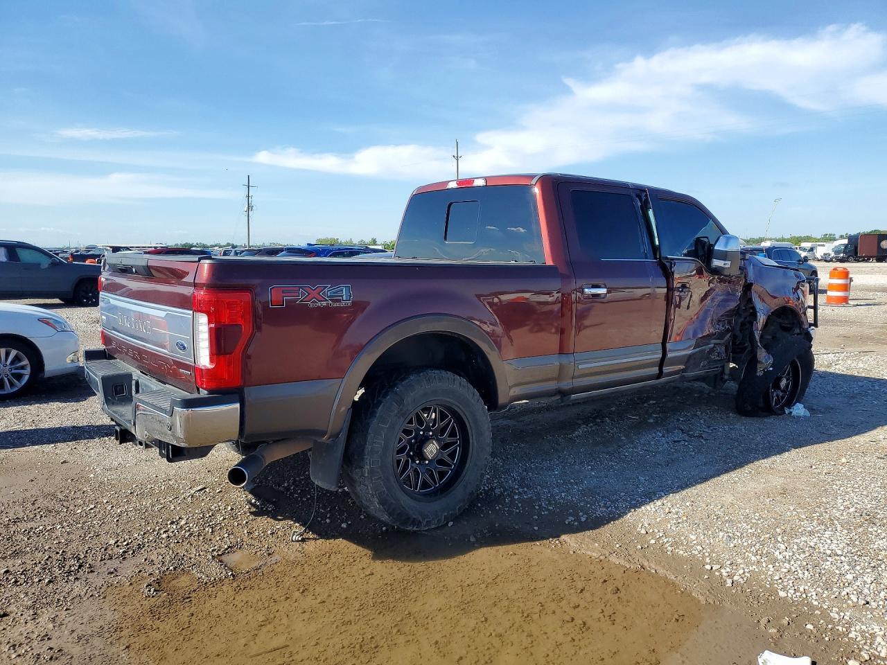 2017 Ford F250 Super Duty - Image 3