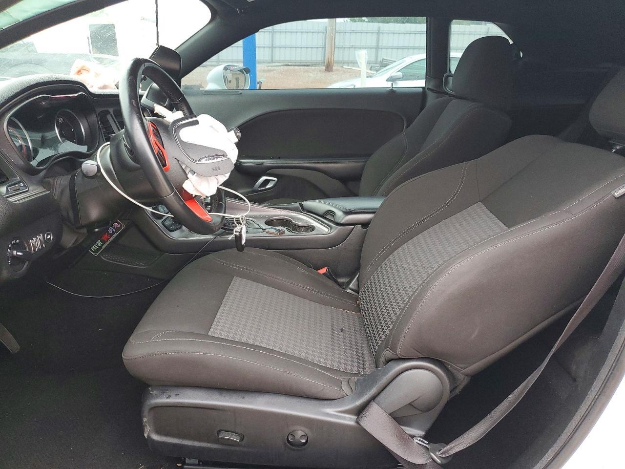 2023 Dodge Challenger Sxt - Image 7