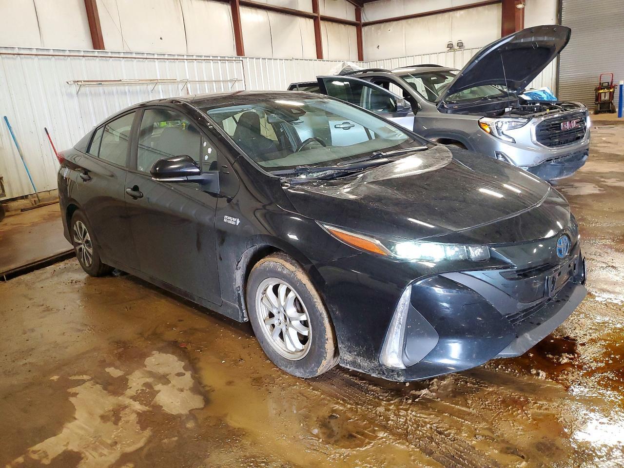 2021 Toyota Prius Prime Le - Фото 4