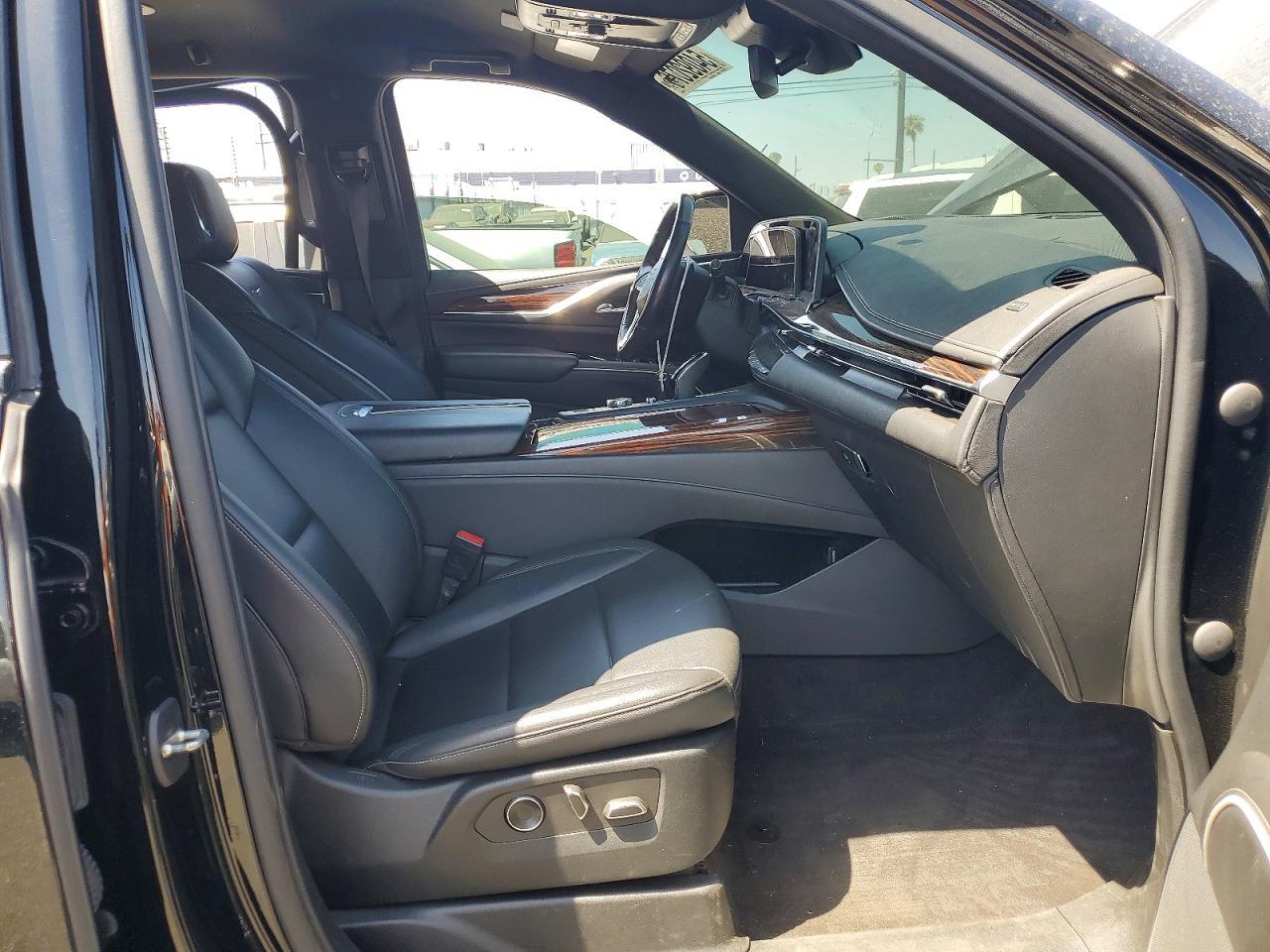 2022 Cadillac Escalade Esv Luxury - Image 7