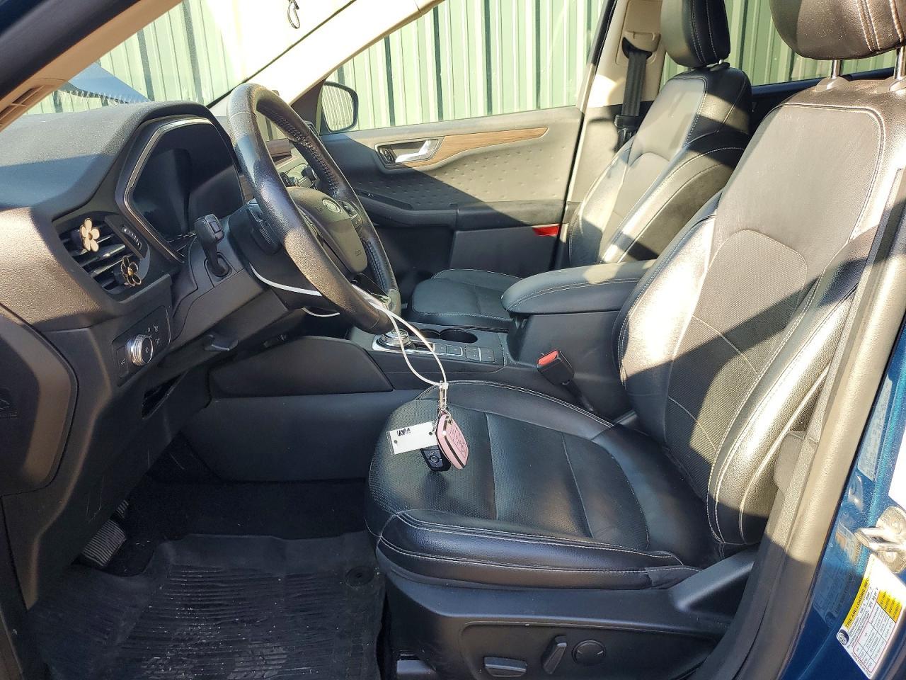 2020 Ford Escape Titanium - Image 7