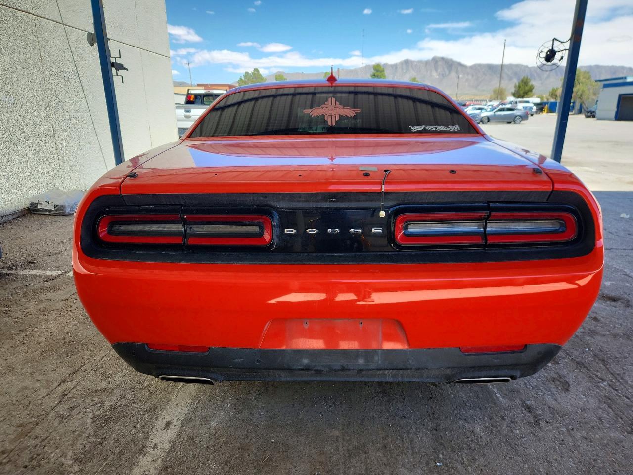2022 Dodge Challenger Sxt - Image 6