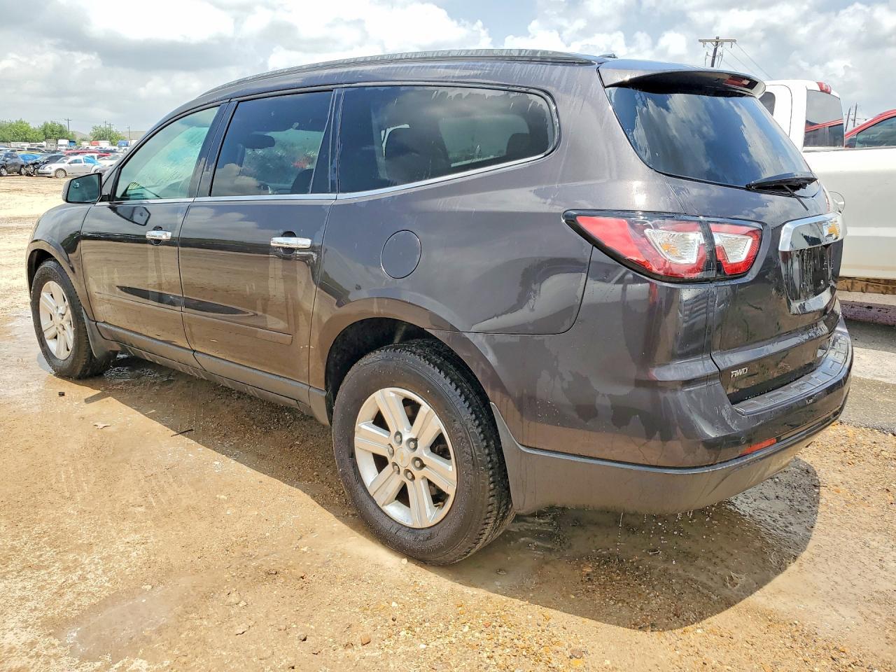 2014 Chevrolet Traverse Lt - Фото 2