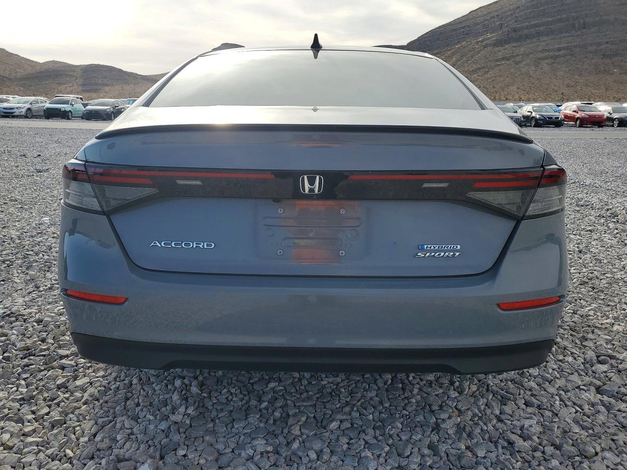 2023 Honda Accord Hybrid Sport - Image 6