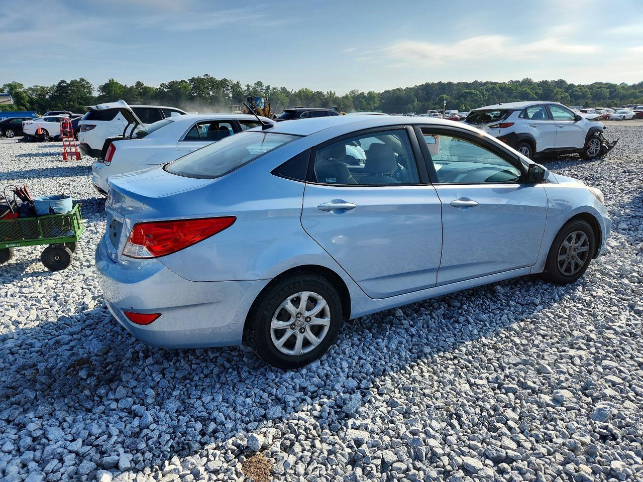 2014 Hyundai Accent Gls - Фото 3