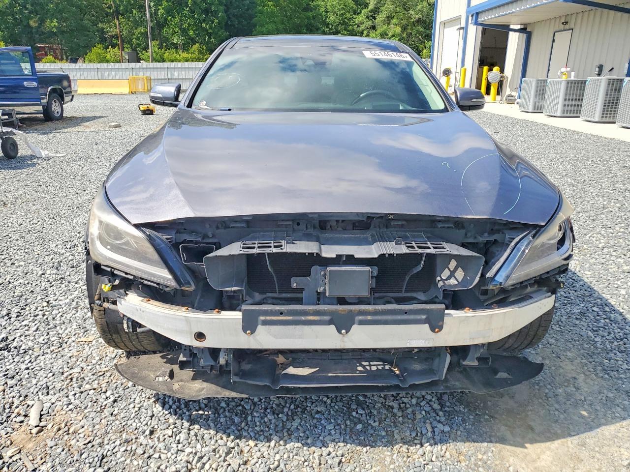 2015 Hyundai Genesis 3.8L - Фото 5