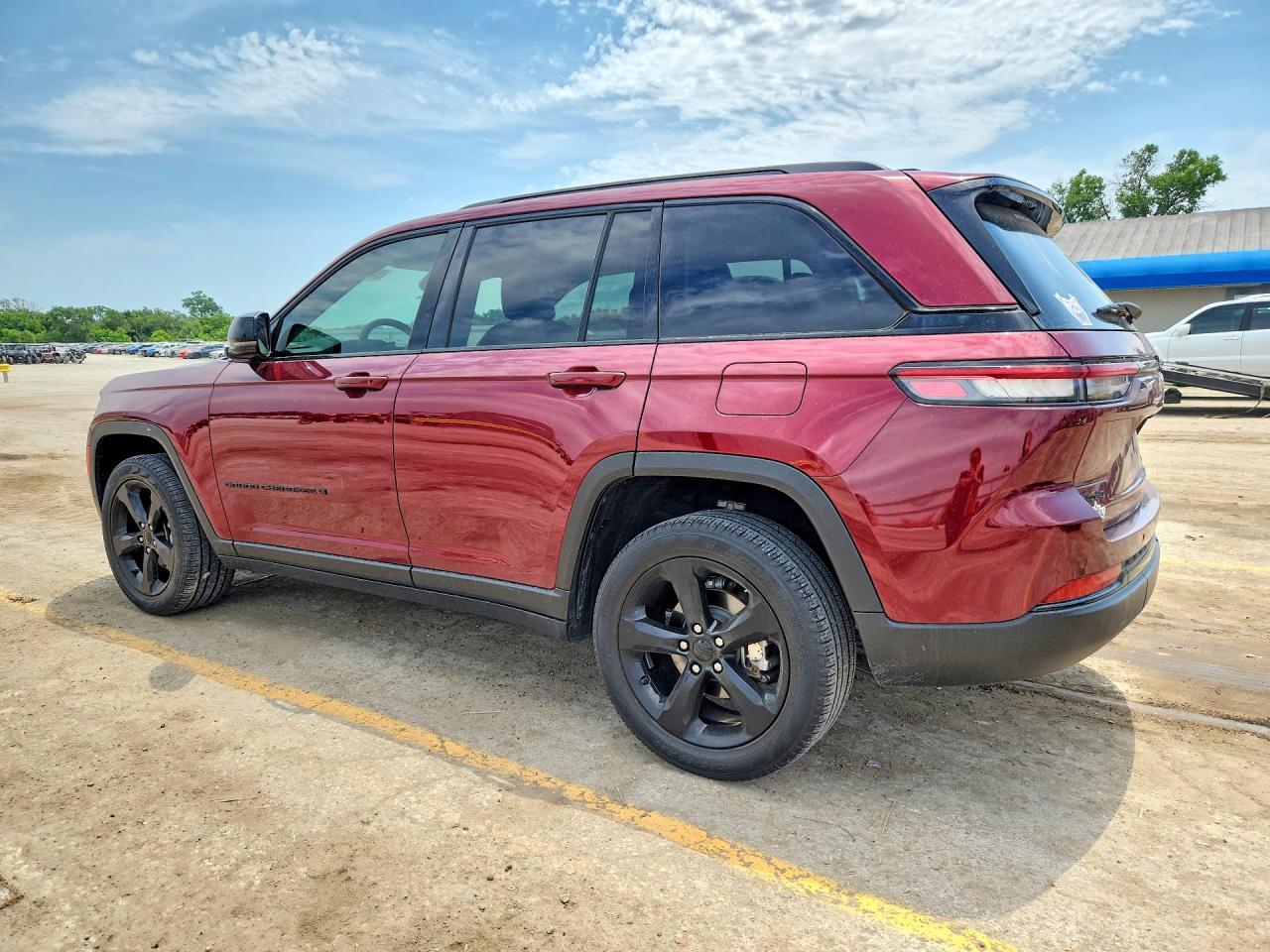 2023 Jeep Grand Cherokee Limited - Фото 2