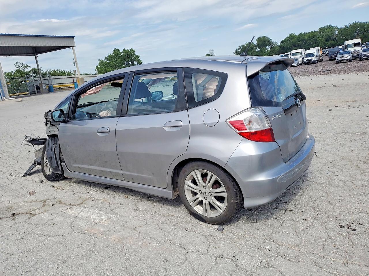 2010 Honda Fit Sport - Фото 2